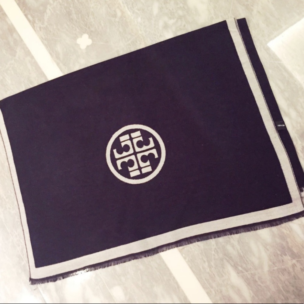 New! Reversible logo large scarf. 70 in L x 26 in W